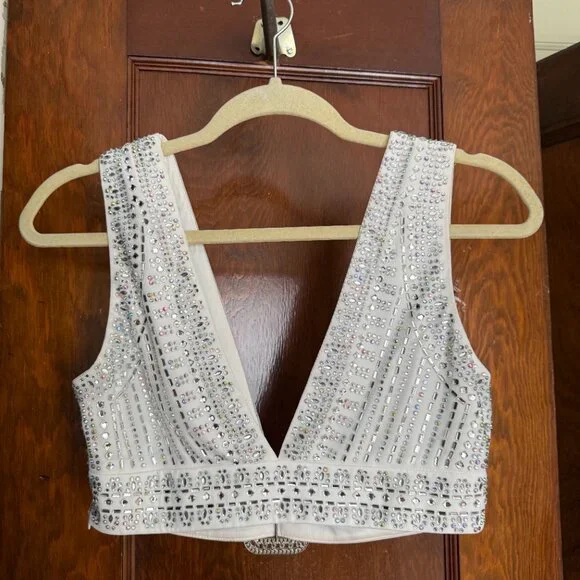 White rhinestone crop top - Picture 3 of 4
